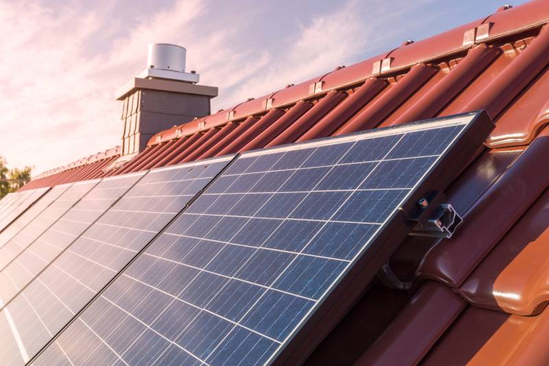 Où installer des panneaux solaires photovoltaïques pour optimiser le rendement de votre maison à Grenade ?